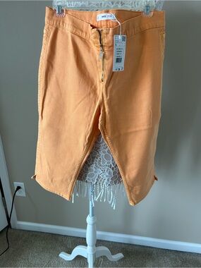 Mango Orange Capris with Front Zip